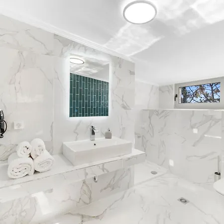 Maneas Exclusive New Luxury Villa Nikiana
